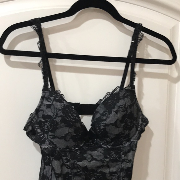 Beautiful sexy lace lingerie size L - Picture 3 of 16